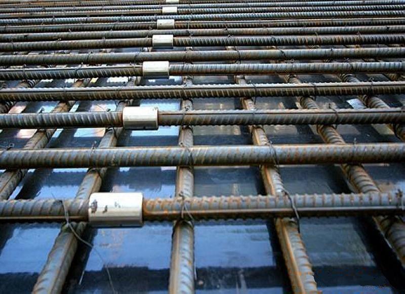 青海为什么建楼房时，要在钢筋上加一排小圆环？原来作用这么大
